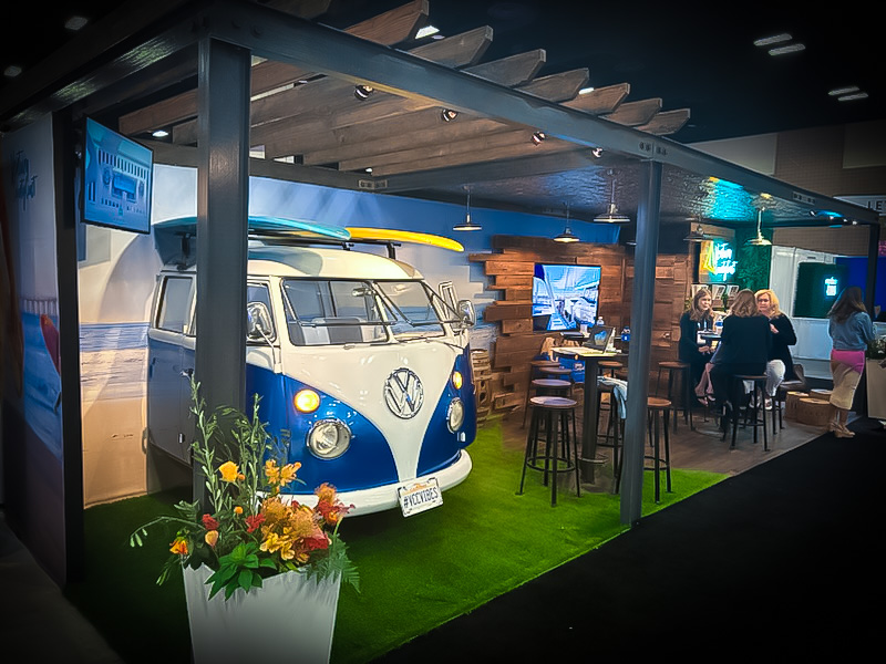 Custom trade show exhibits and displays